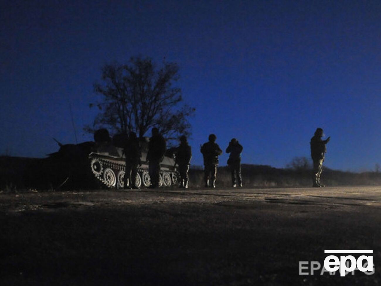 По данным штаба АТО, боевики активнее обстреливают украинских военных ночью