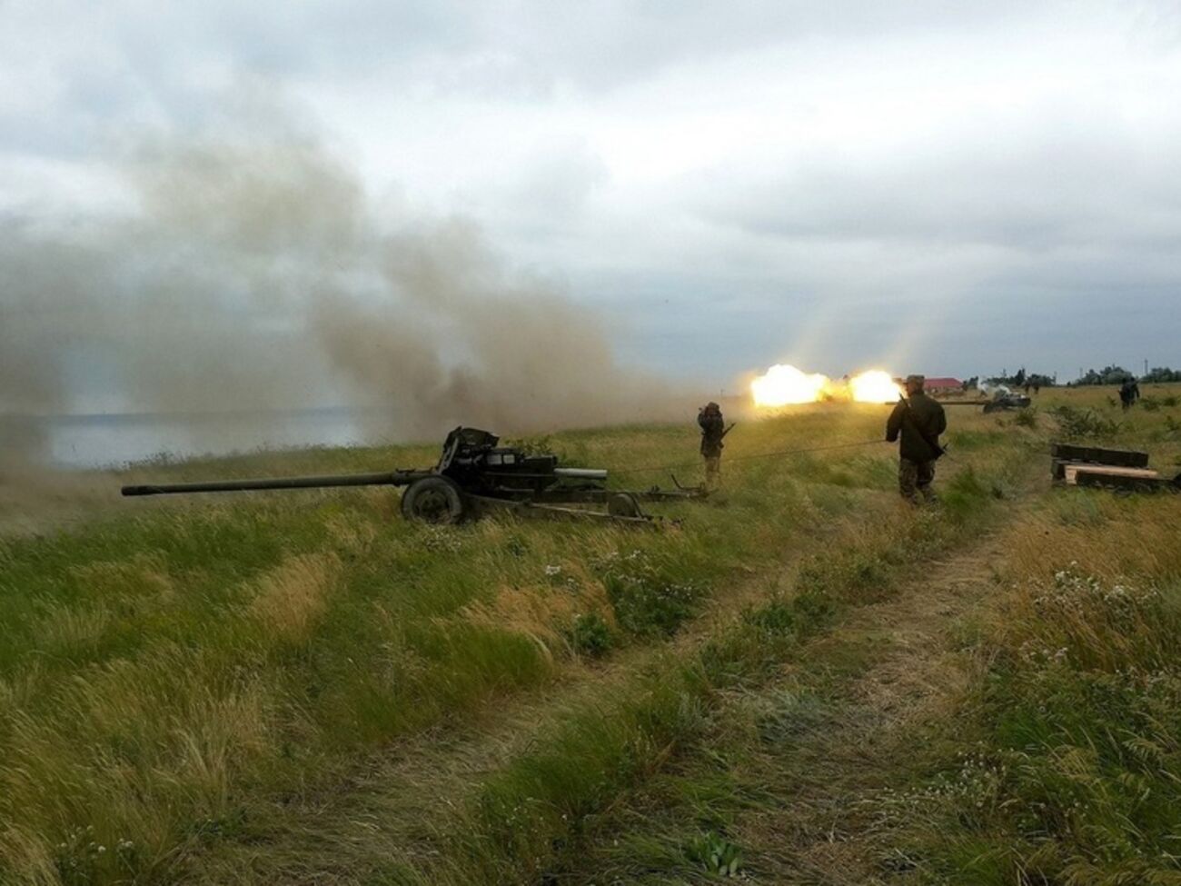 Минобороны: Оборону участков морского побережья береговые артиллеристы проводили совместно с корабельными группировками, морской авиацией и морской пехотой
