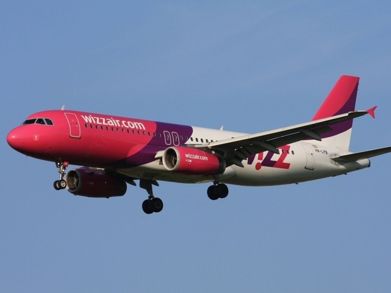 Wizz Air прекратила деятельность своей украинской дочки в апреле
