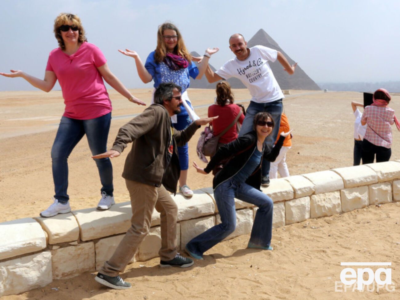 Российские туристы теперь обязаны страховаться на 2 млн руб.