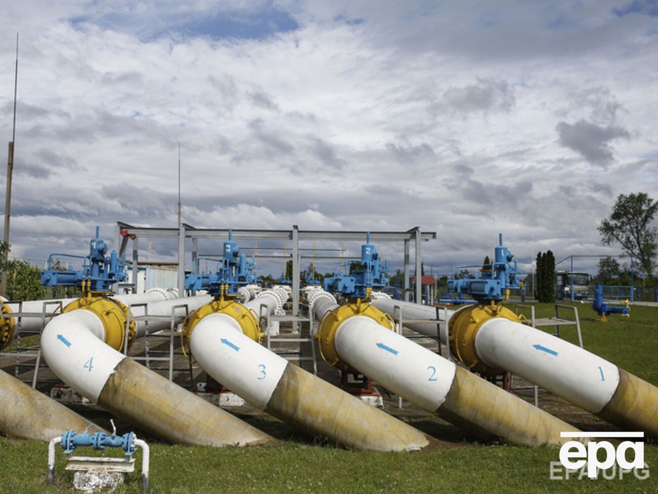 Украина в январе---мае 2015 года импортировала 8,782 млрд&nbsp;м&sup3;&nbsp;природного газа