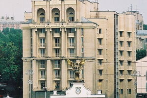 Отель "Козацький" остался в собственности Минобороны Украины