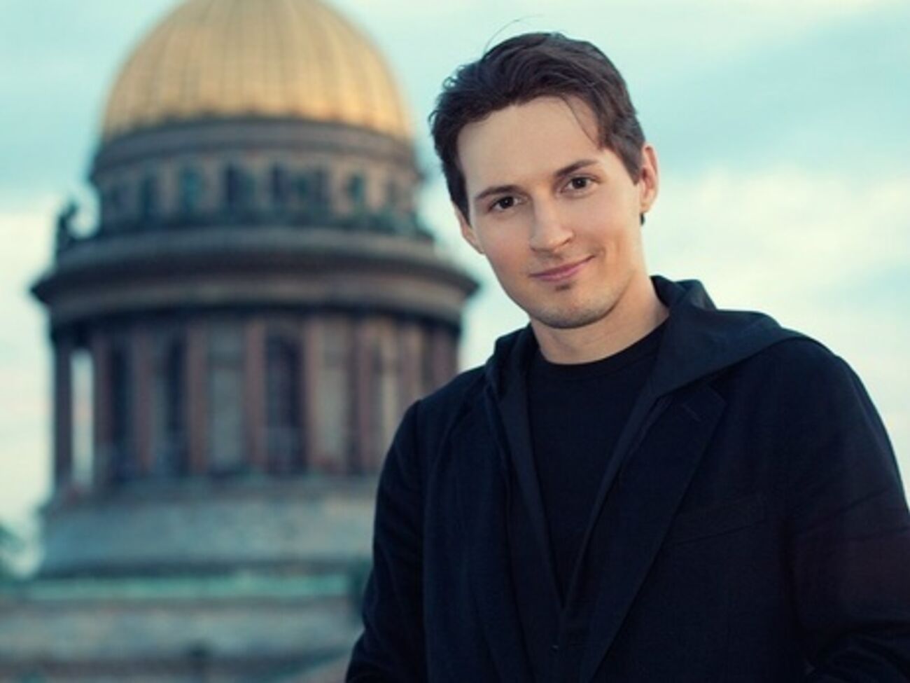 Павел Дуров уехал из России в апреле 2014 года