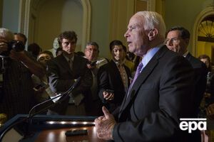 Маккейн: Нам крайне необходимо предоставить Украине оружие