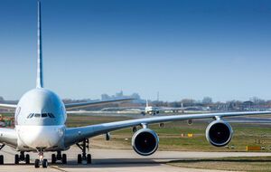 СМИ: Тело мужчины нашли на крыше офисного здания рядом с лондонским аэропортом Хитроу