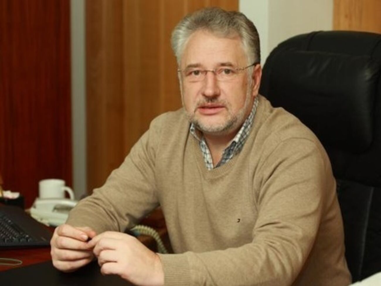 Жебривский: В Красногоровке удалось возобновить подачу электроэнергии в четвертой части города, но напряжение достаточно низкое