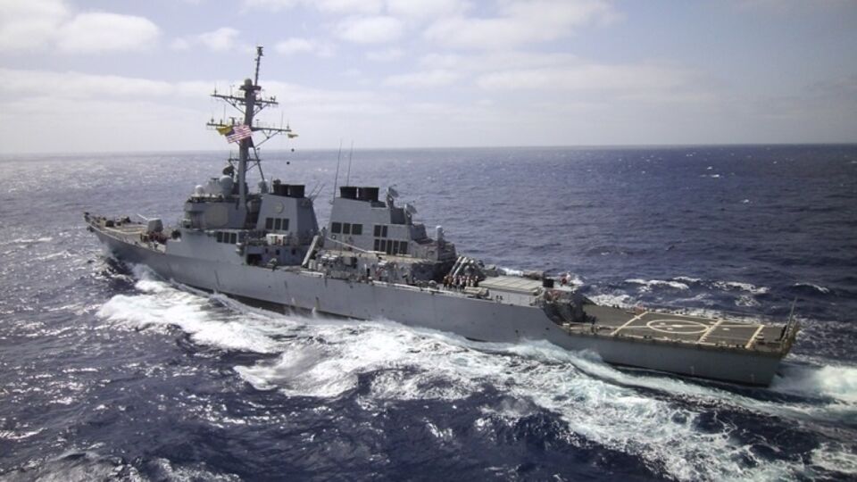 Эсминец USS Laboon в воскресенье войдет в Черное море