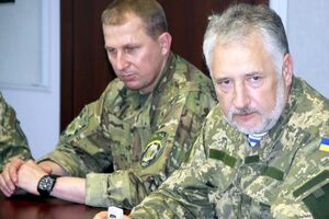 Начальник ГУМВД в Донецкой области Вячеслав Аброськин (слева) и глава Донецкой облгосадминистрации Павел Жебривский (справа)