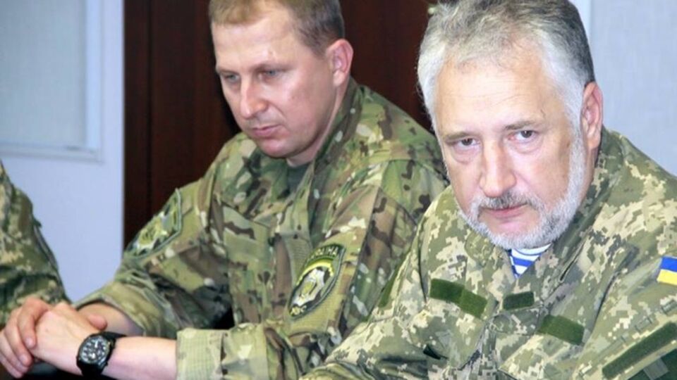 Начальник ГУМВД в Донецкой области Вячеслав Аброськин (слева) и глава Донецкой облгосадминистрации Павел Жебривский (справа)