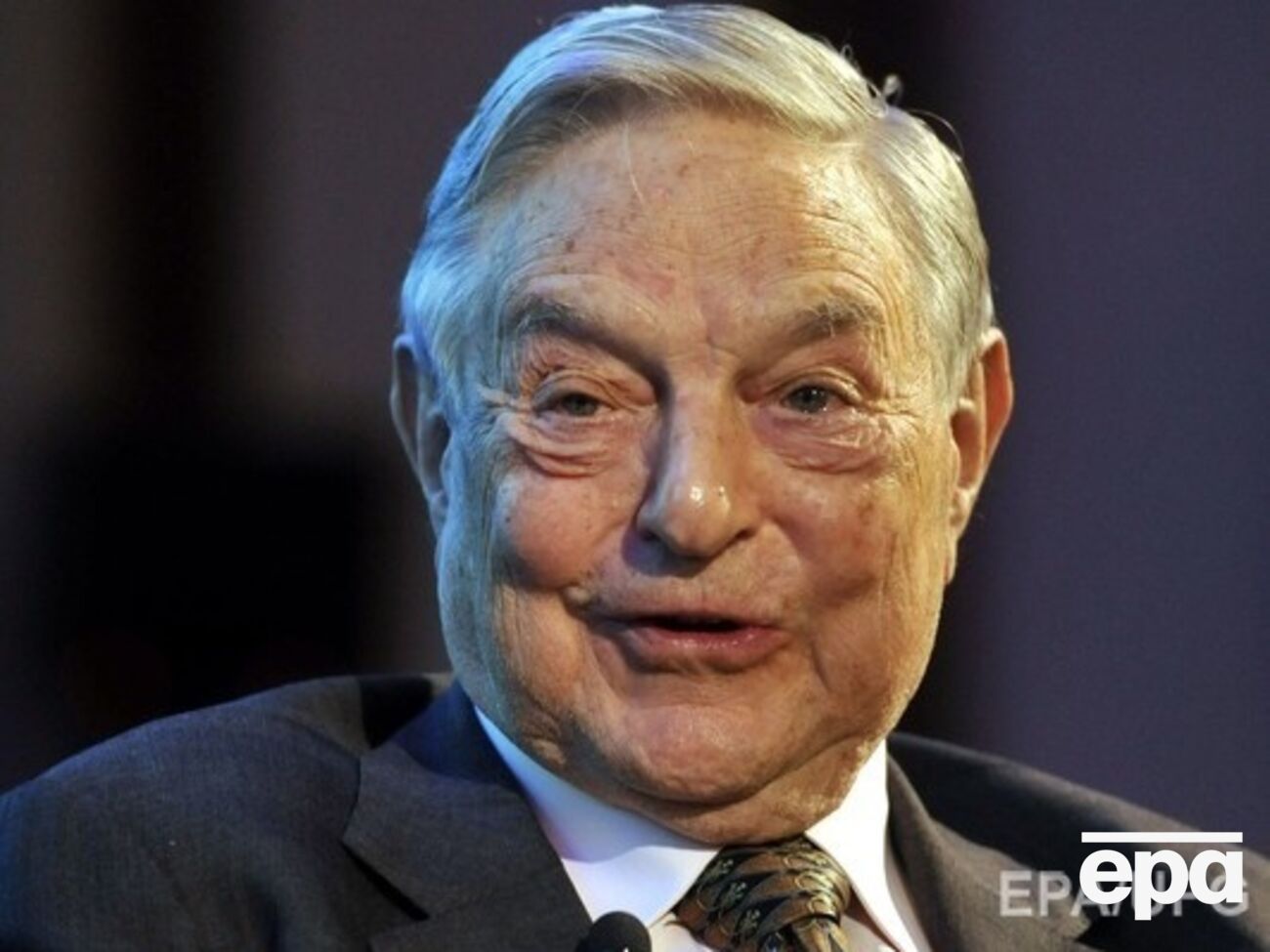 Сорос: Вместо того чтобы кормить Украину крохами, ЕС следовало бы рассматривать помощь этой стране как расходы на оборону