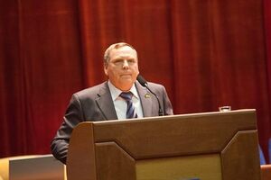 Минобразования: Еще в 1999 году Пашков создал и был избран главой отделения Всеукраинского союза организаций "Русское движение Украины" в Запорожской области