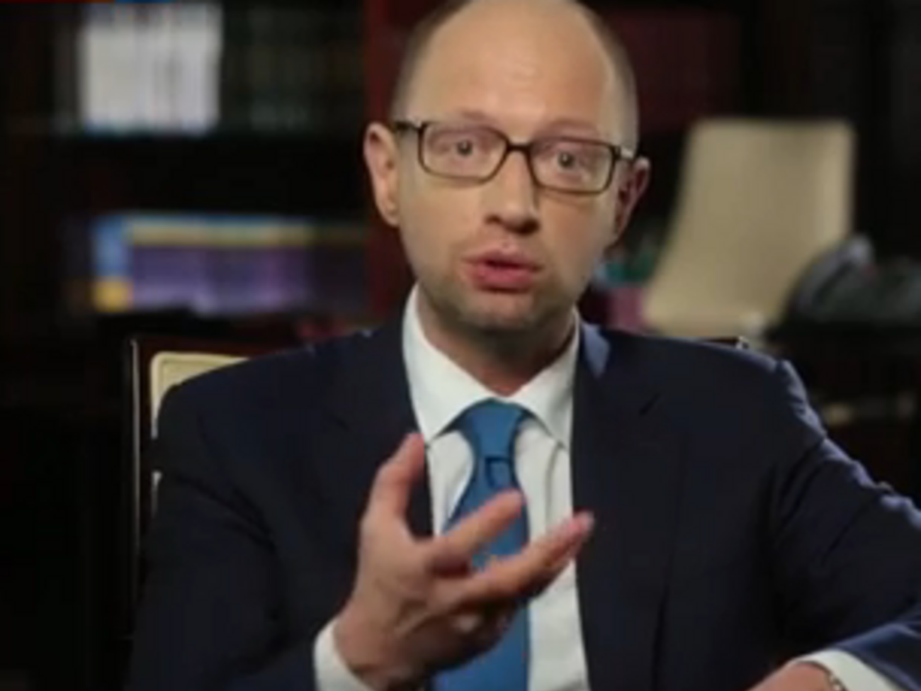 Яценюк:&nbsp;Частные кредиторы за три года выдали $40&nbsp;млрд, а нам весь мир пообещал на следующие четыре года $25 млрд