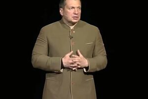 Телеведущий Соловьев: Донбассу никто ничего не обещал. Дай дерьма, дай ложку, научи жрать – это что-то новое. Видео
