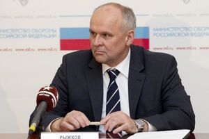 Рыжков подчеркнул, что шведский самолет не оснащен вооружением
