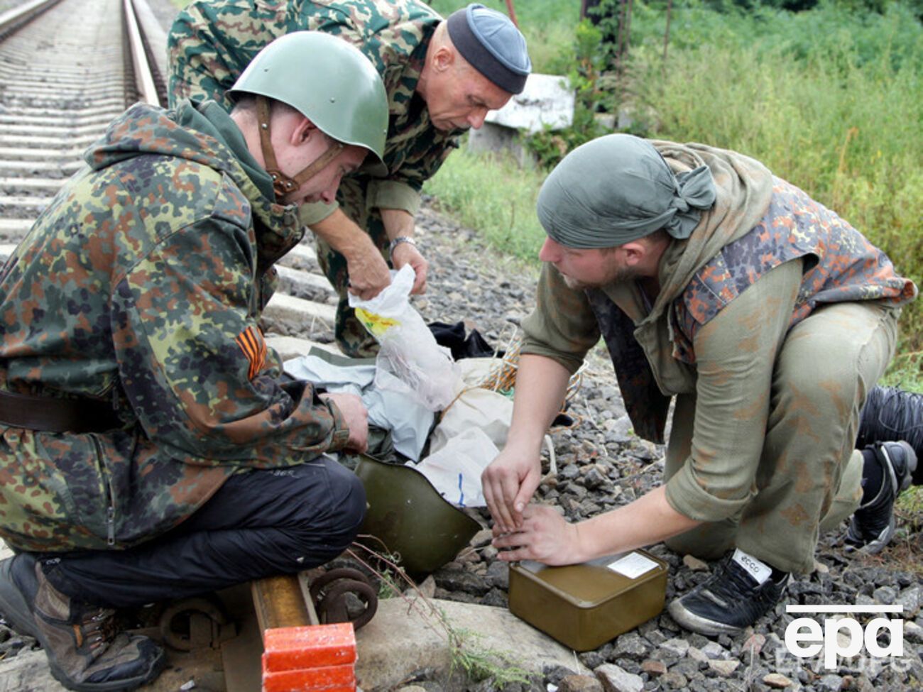 Боевикам привезли очередную партию боеприпасов из России