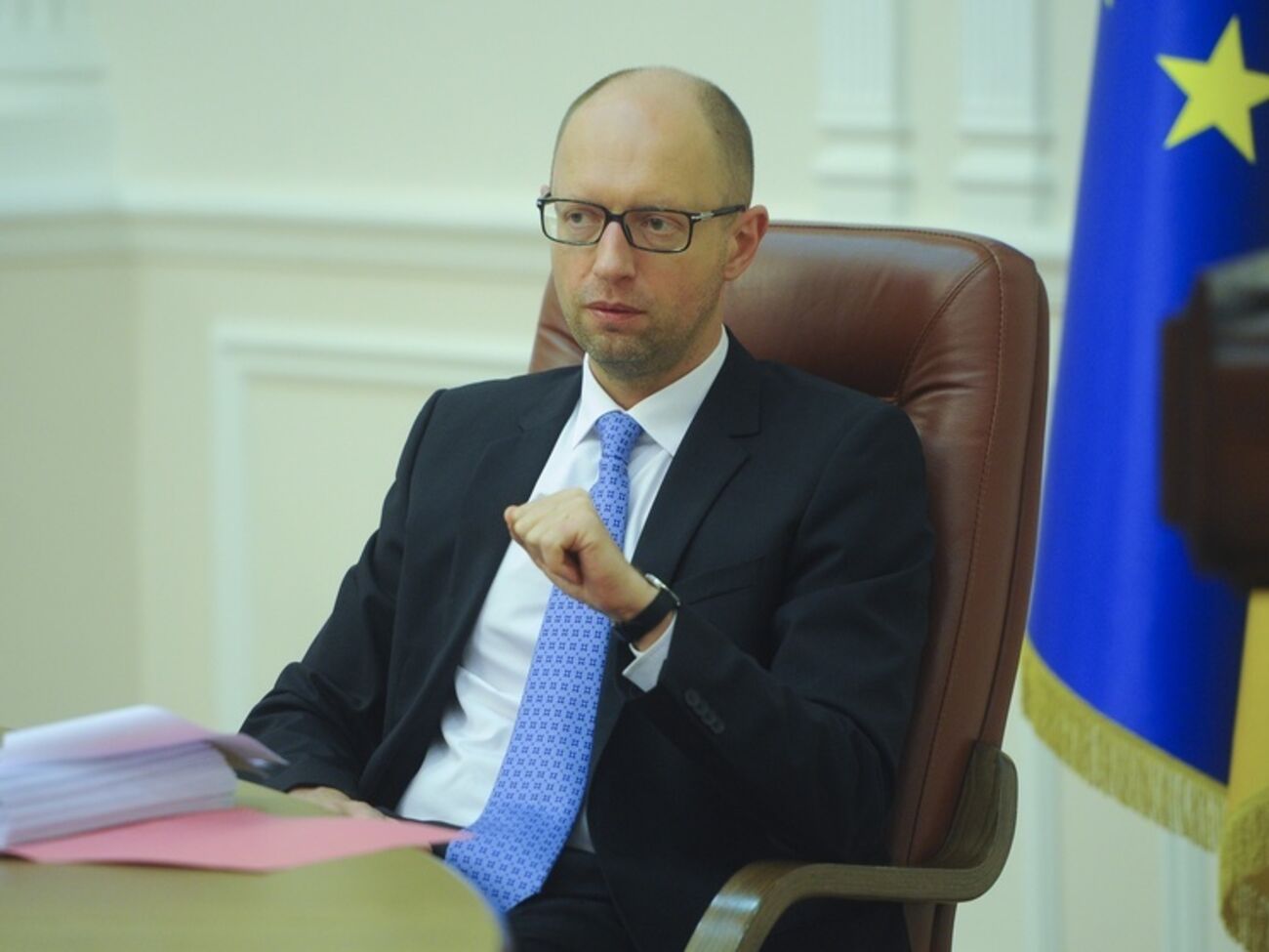 Яценюк призвал геополитически и экономически наказать РФ