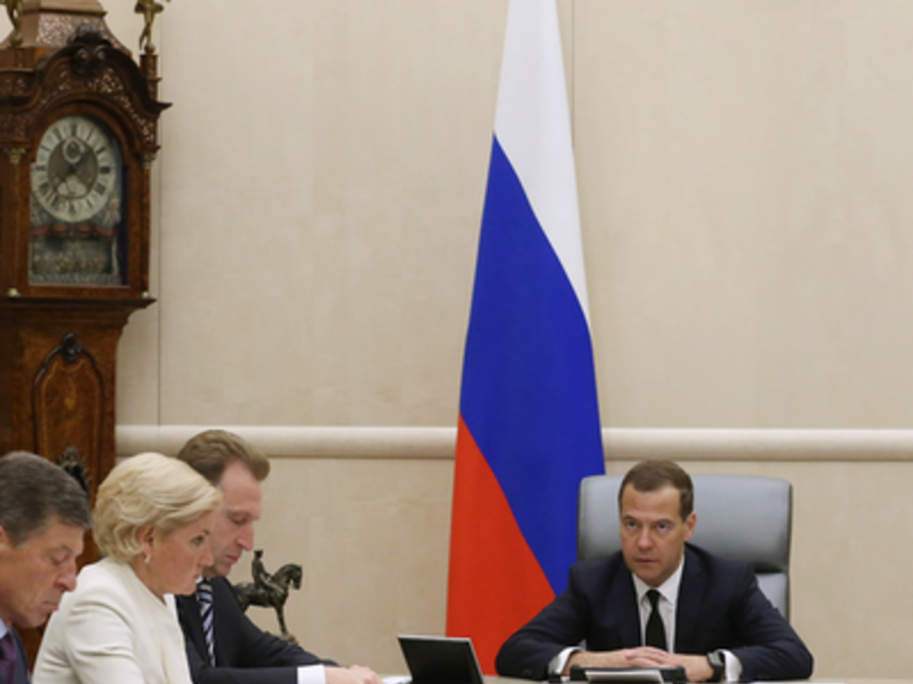 Дмитрий Медведев отреагировал на продление санкций против России