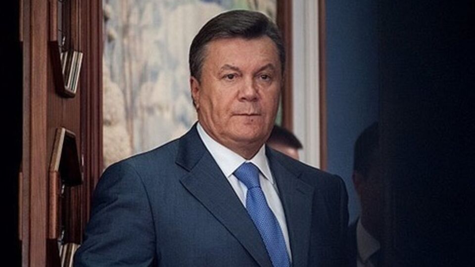 Янукович поблагодарил Путина за спасение жизни