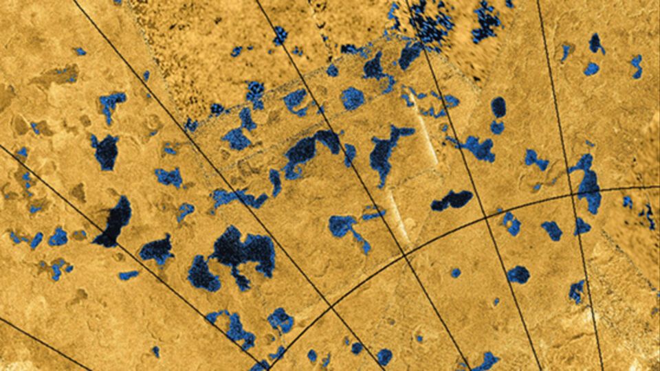 Водоемы на Титане формируются гораздо медленнее