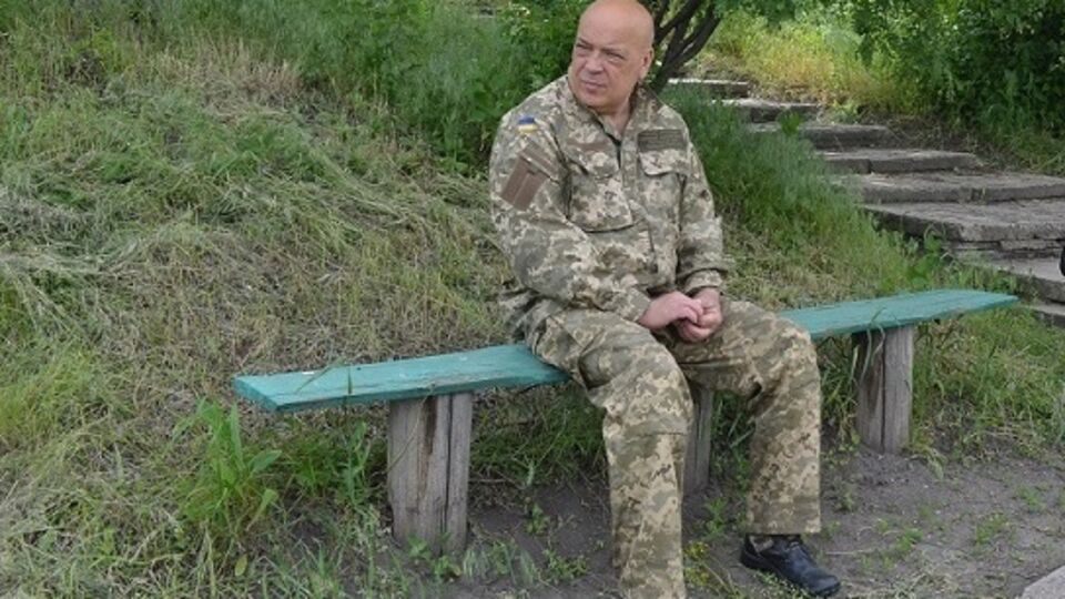 Москаль: В городе Золотое в результате минометного обстрела ранены двое бойцов