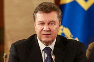 Янукович: При мне доллар был по восемь гривен