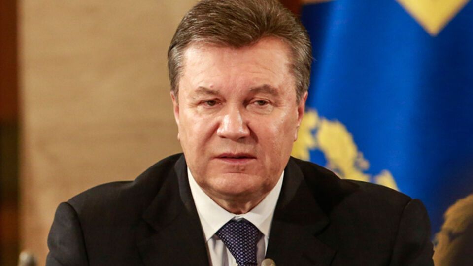 Янукович: При мне доллар был по восемь гривен