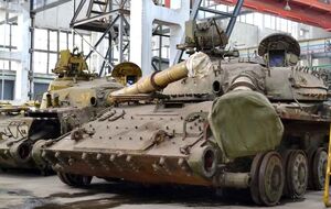 Харьковский бронетанковый завод восстановил технологию капитального ремонта танков Т-80. Фоторепортаж