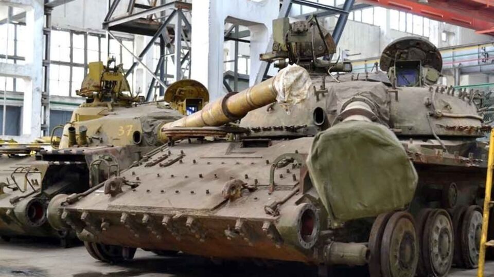 Харьковский бронетанковый завод восстановил технологию капитального ремонта танков Т-80. Фоторепортаж