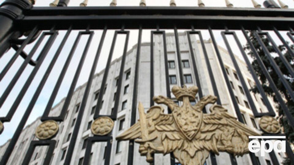 СМИ: Военная академия Генштаба РФ уже полгода ведет разработки в сфере противодействия "цветным революциям"
