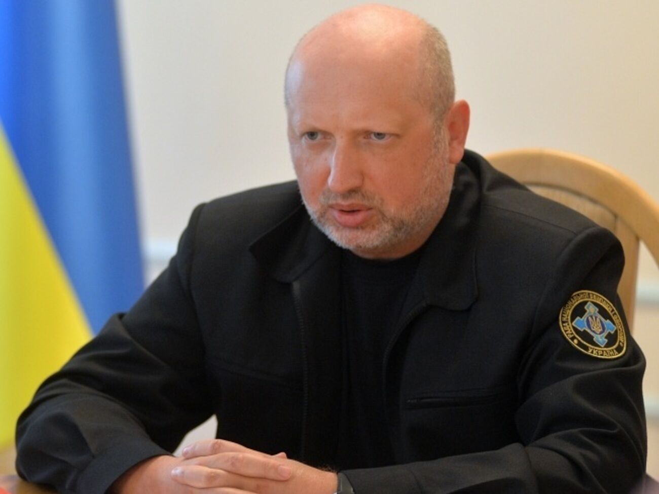 Турчинов: Оружие и техника, которые сегодня имеет наша армия, проектировались и производились в прошлом веке