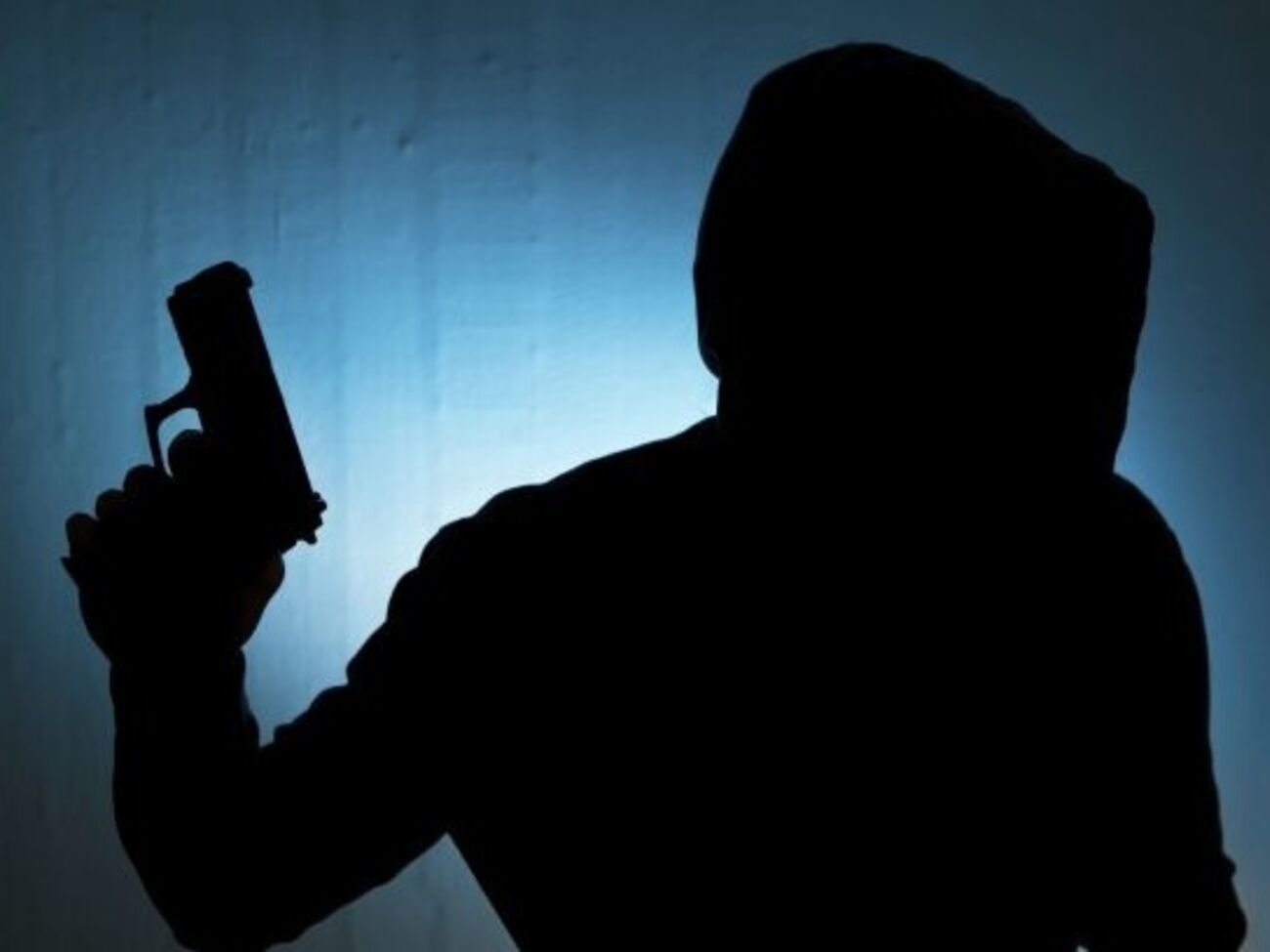 Неизвестный ограбил отделение банка в Киеве