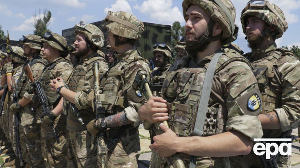 Добровольцев стало меньше, констатируют в столичном военкомате