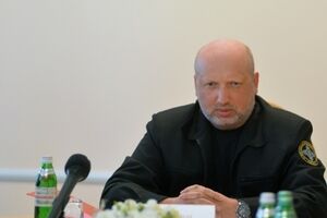 Турчинов: Заявление можно будет предоставить по обычной или электронной почте