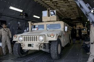 В середине июля в Украину прибудут еще 100 HMMWV