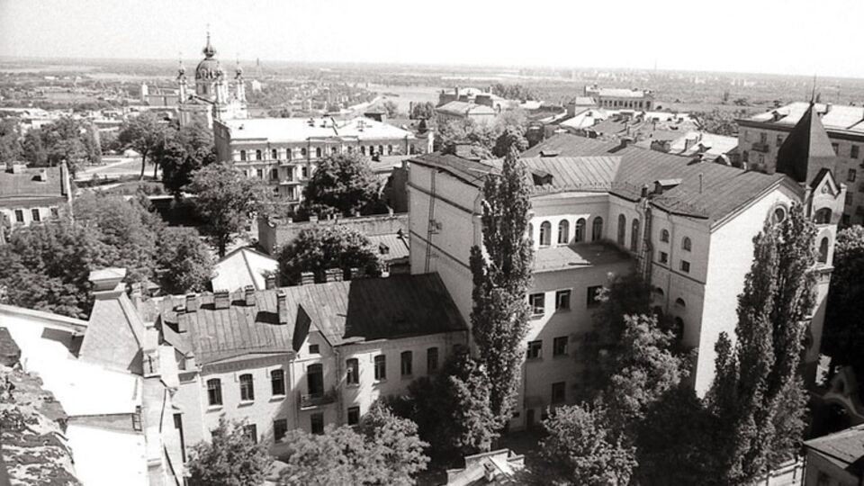 Здание киевского центрального телеграфа