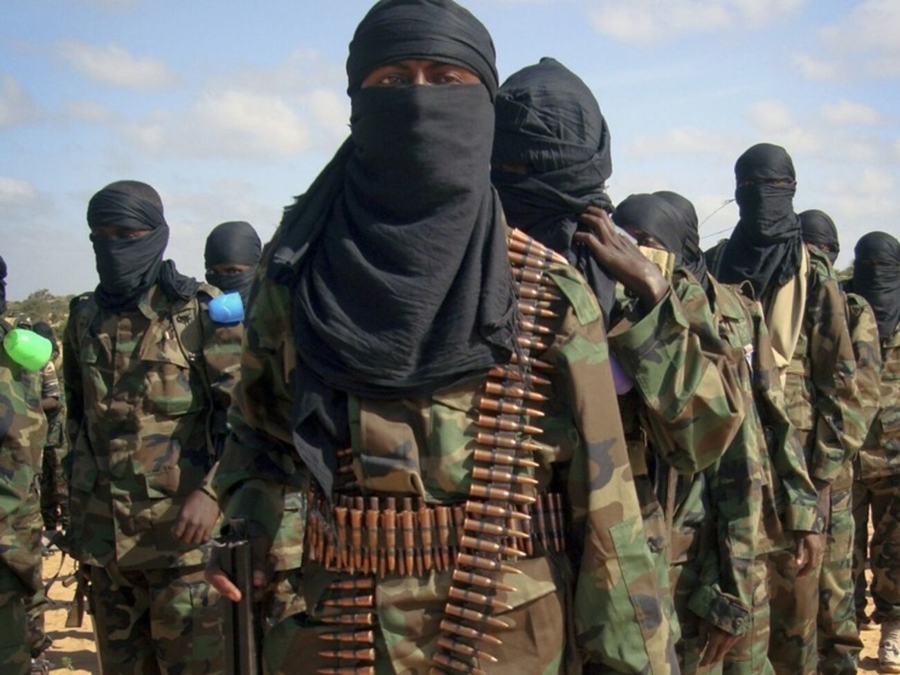 Аш-Шабаб атаковала военную базу в Сомали