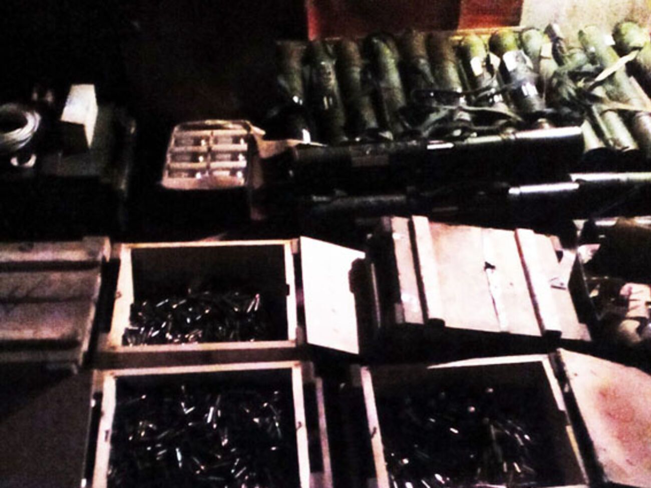 Арсенал боеприпасов хранился в подвале многоэтажки