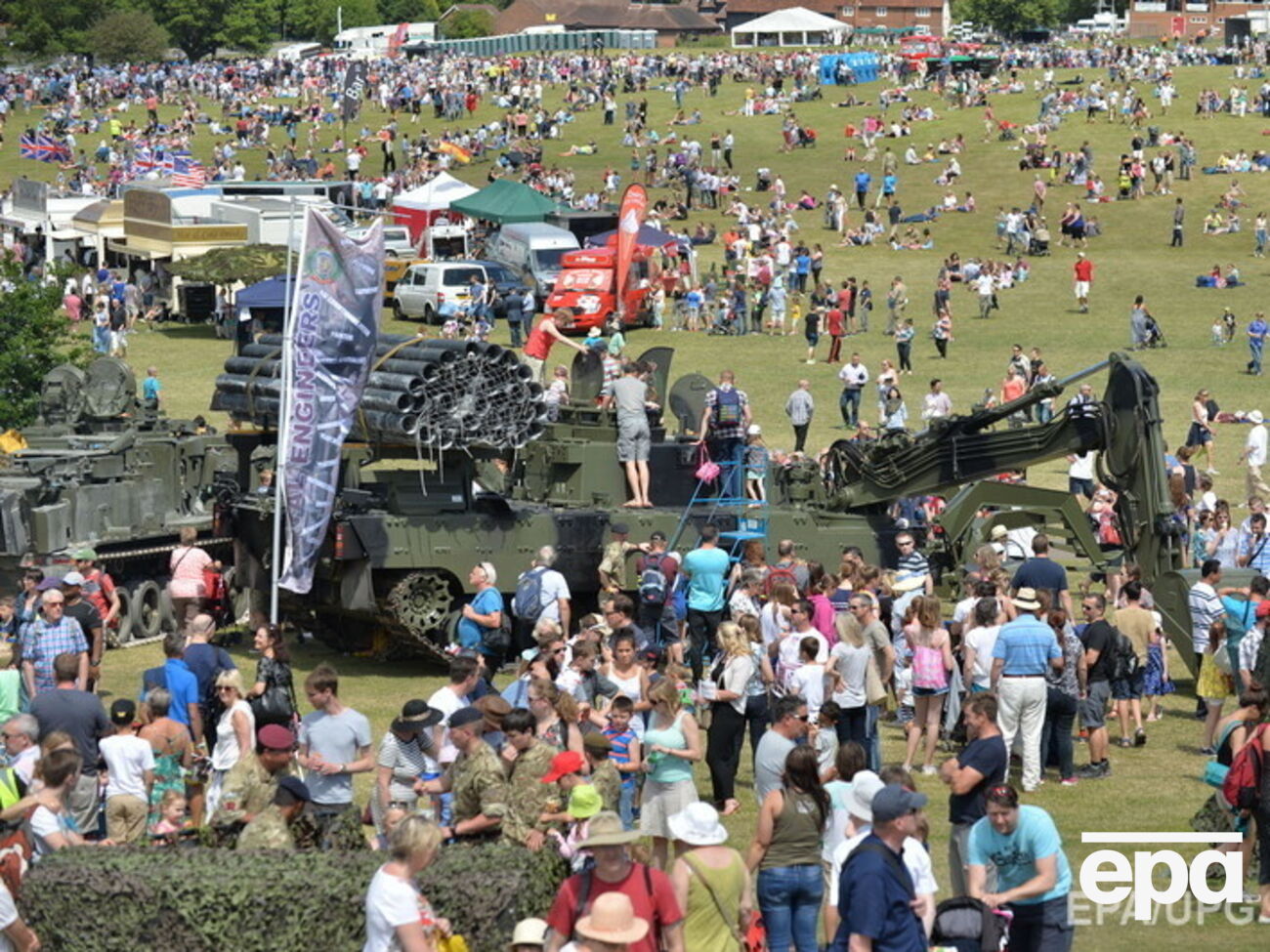 В Великобритании празднуют День армии