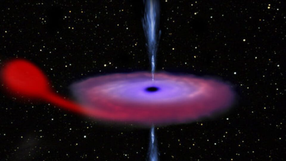 Черная дыра ведет себя непредсказуемо, заявляют ученые