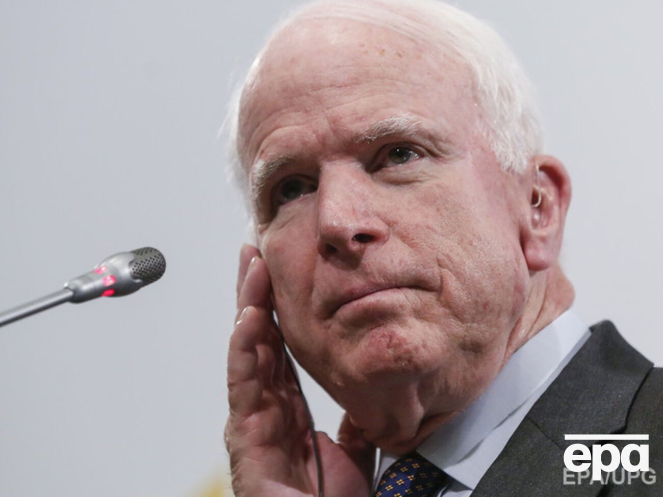 Маккейн в очередной раз призвал предоставить Украине оружие для обороны