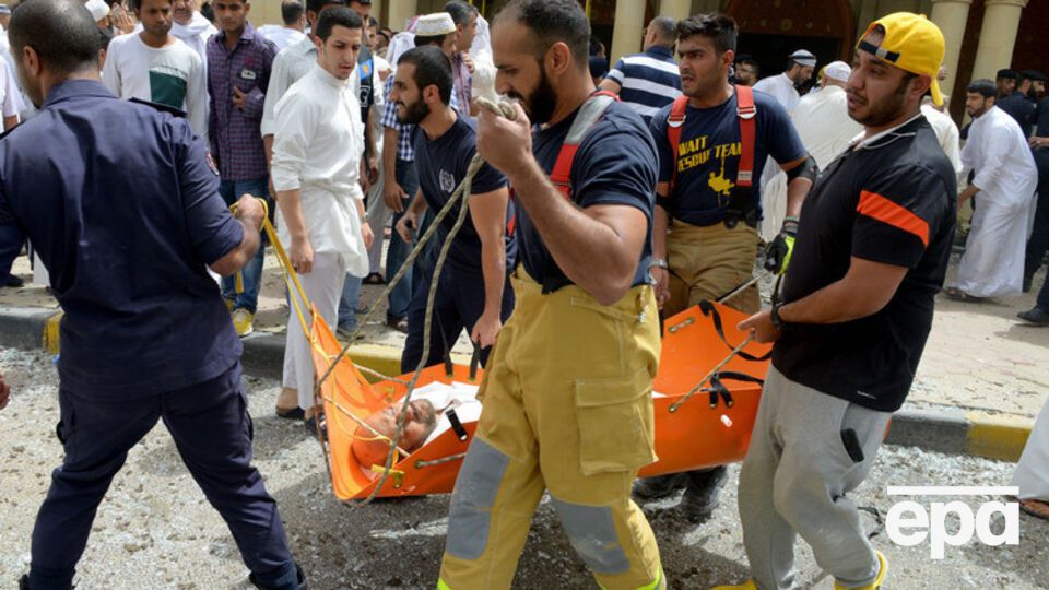 Смертник устроил взрыв в мечети во время пятничной молитвы