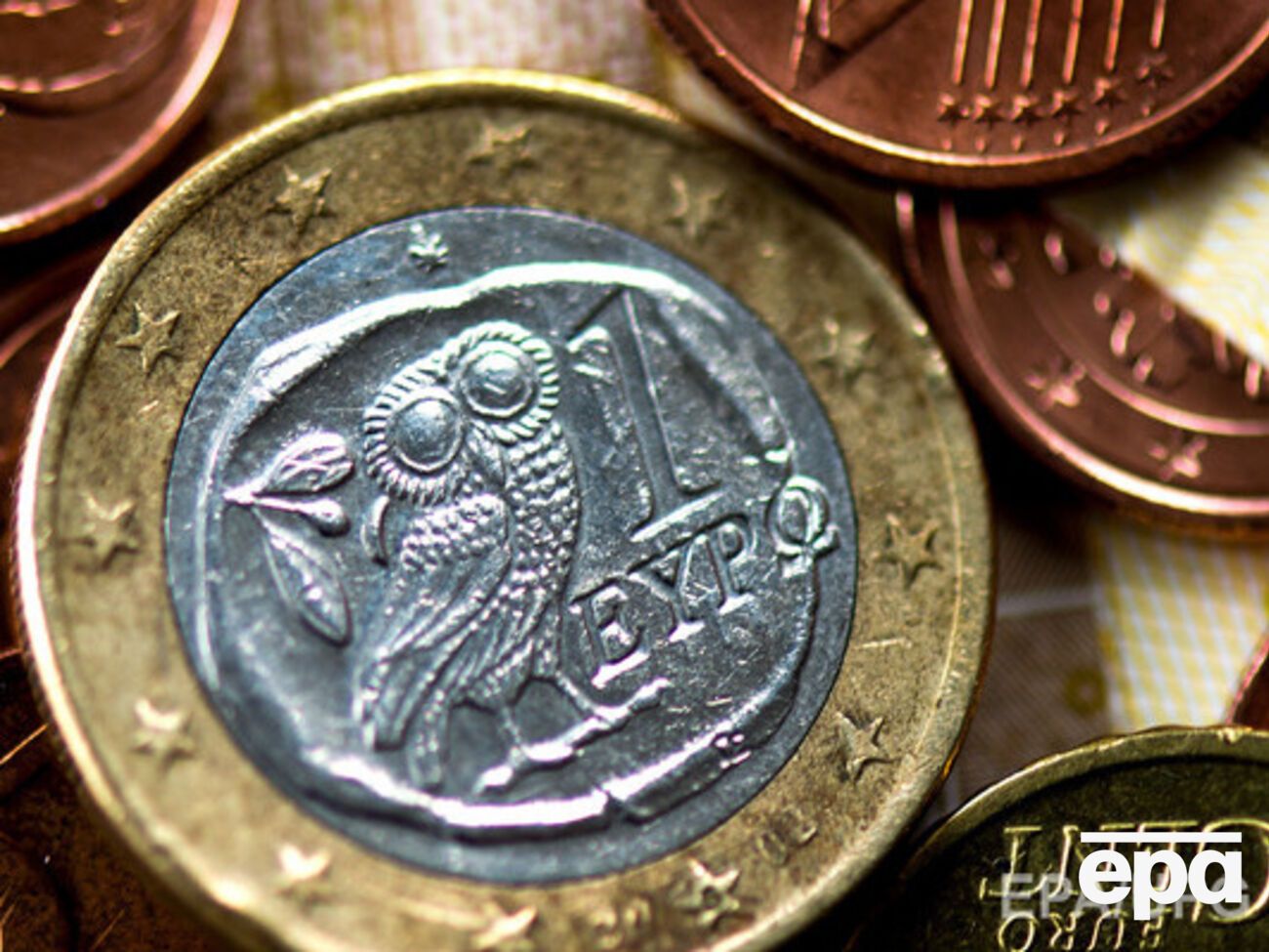 ЕЦБ решит, совершать ли экстренное вливание средств в экономику Греции