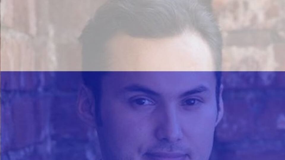 Ришат Шигапов одним из первых раскрасил свою аватарку и начал помогать делать то же самое всем желающим