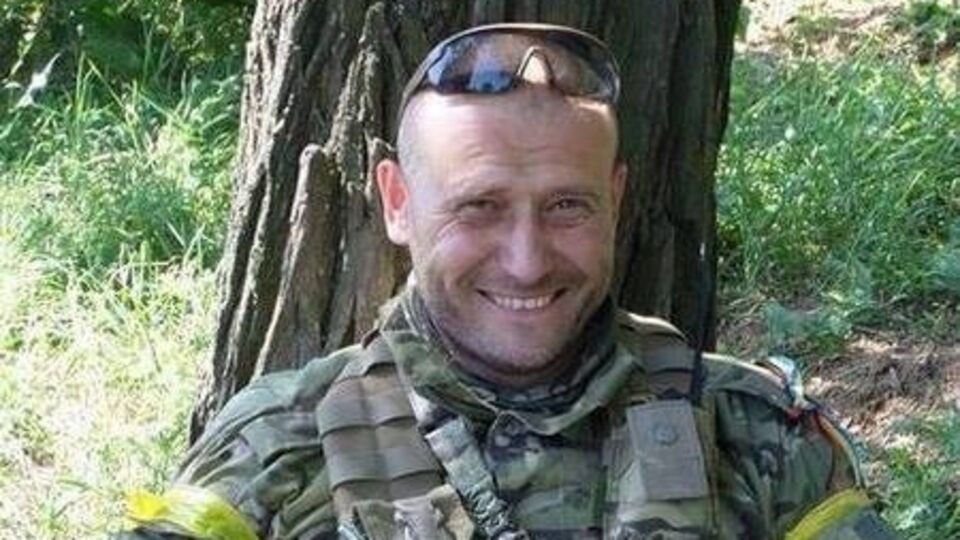 Сейчас фотографии Дмитрия Яроша без радужного цветофильтра