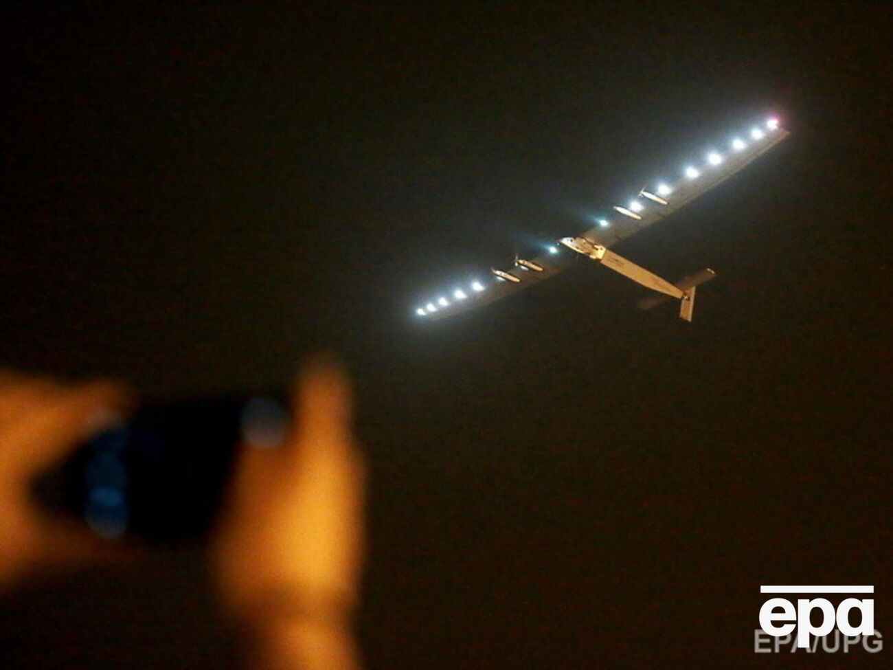 Самолет направляется на Гавайи