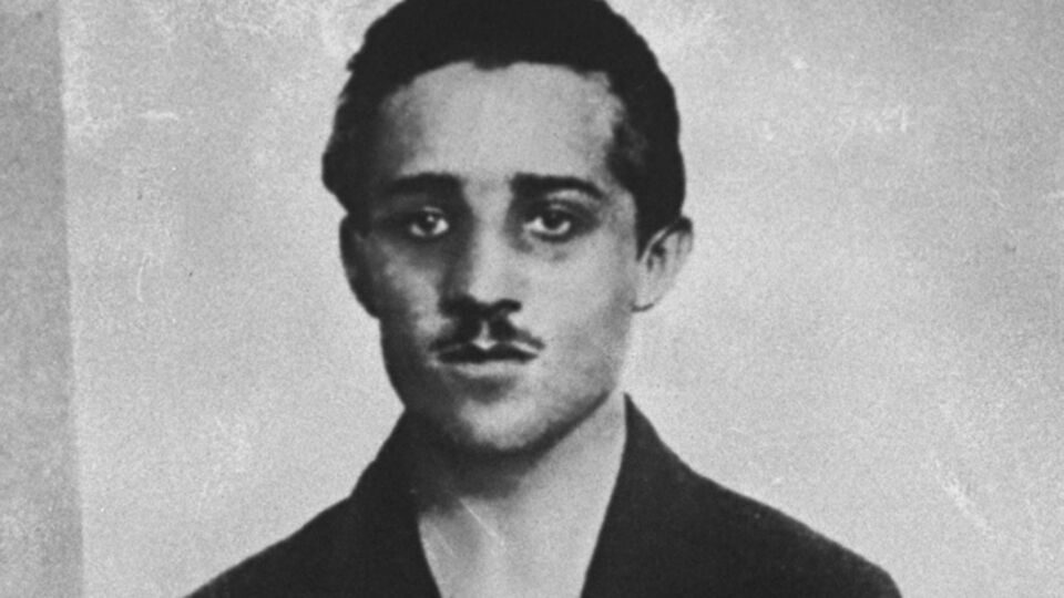 В Белграде открыли памятник Гавриле Принципу