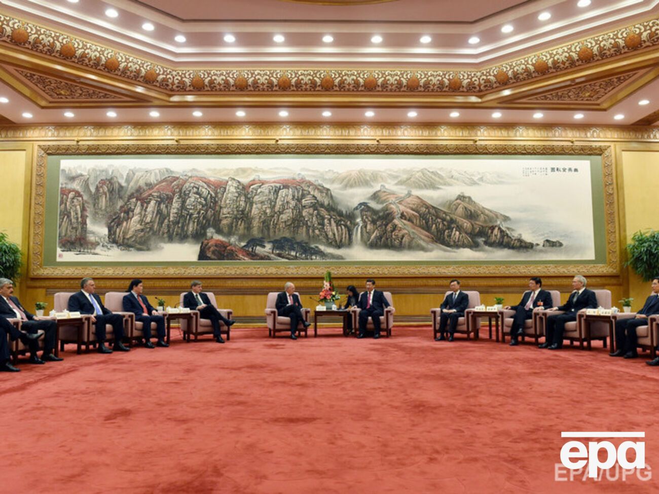 Торжественная церемония подписания акта о создании нового банка состоялась в Доме народных собраний в Пекине