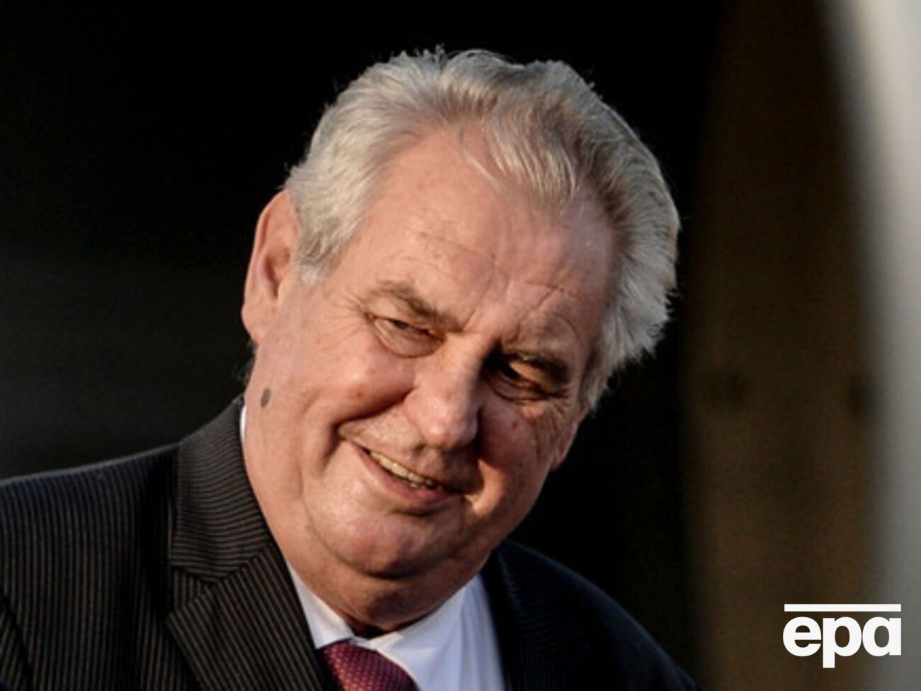 Земан известен своими пророссийскими взглядами