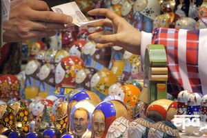 Российский рубль обвалился на фоне кризиса в Греции