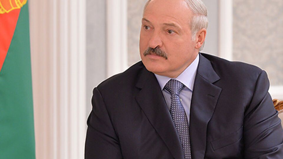 Лукашенко обеспокоен угрозами безопасности Беларуси со стороны Запада и Украины